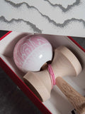 Kendama Sweets - LUZUMAKI Red/Black Night Sweet Kendamas france Fr Luzu Noel bilboquet freestyle skate ride bmx trott scooter purple violet GREEN Vert light japon japan manga anime noon white blanc neige art corée rose pink gloam